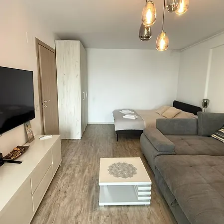 Yusuf Nerva Traian *