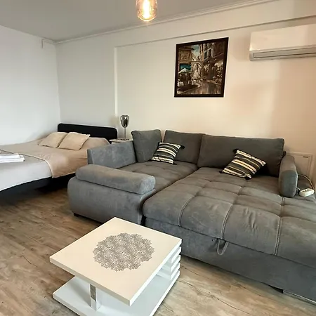 Yusuf Nerva Traian *