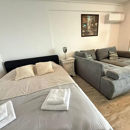 Yusuf Nerva Traian Appartement *