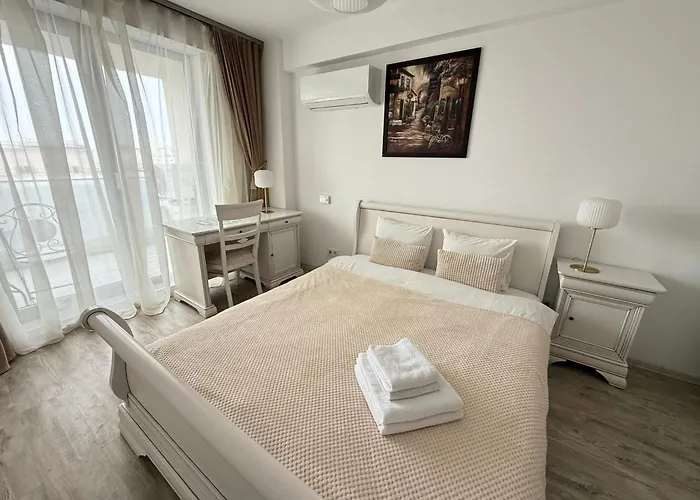 Yusuf Nerva Traian Apartment