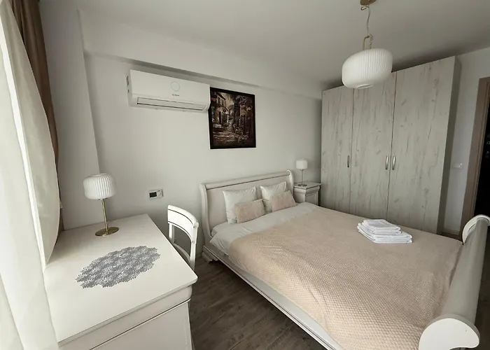 Yusuf Nerva Traian * Бухарест