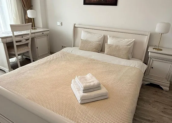 Yusuf Nerva Traian アパート *